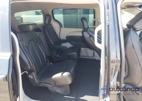 2021 Chrysler Voyager Lxi z USA, uszkodzony, nr VIN 2C4RC1DG1MR534650